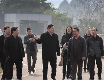 市長張彤率領相關部門赴新長征工業(yè)園區(qū)調(diào)研